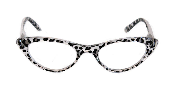 Gidget snow leopard front